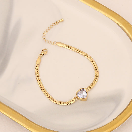 Gilded Curb Chain Crystal Heart Bracelet