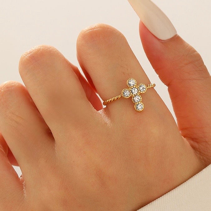 Gold Crystal Cross Twisted Rope Ring